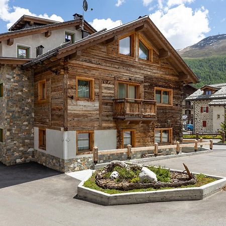 Snow Mountain Planet Suite House Livigno Exterior foto