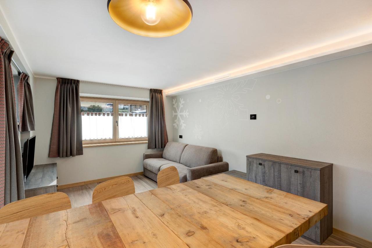 Snow Mountain Planet Suite House Livigno Exterior foto